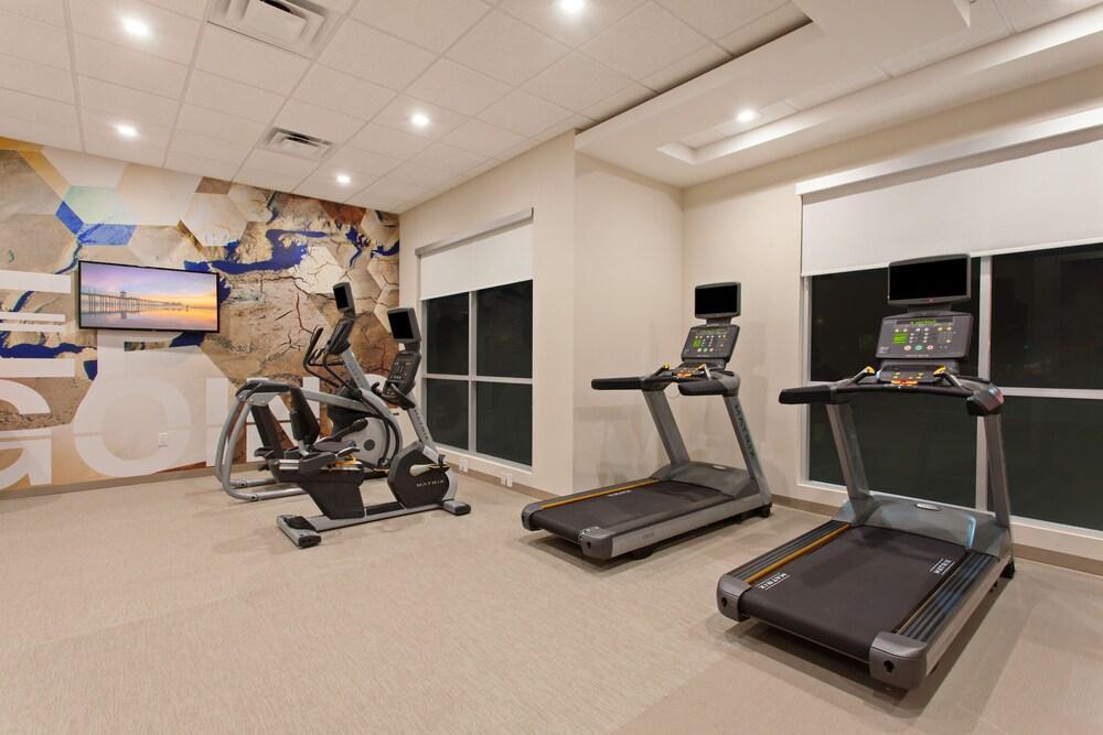 Springhill Suites By Marriott Escondido Downtown Exterior photo